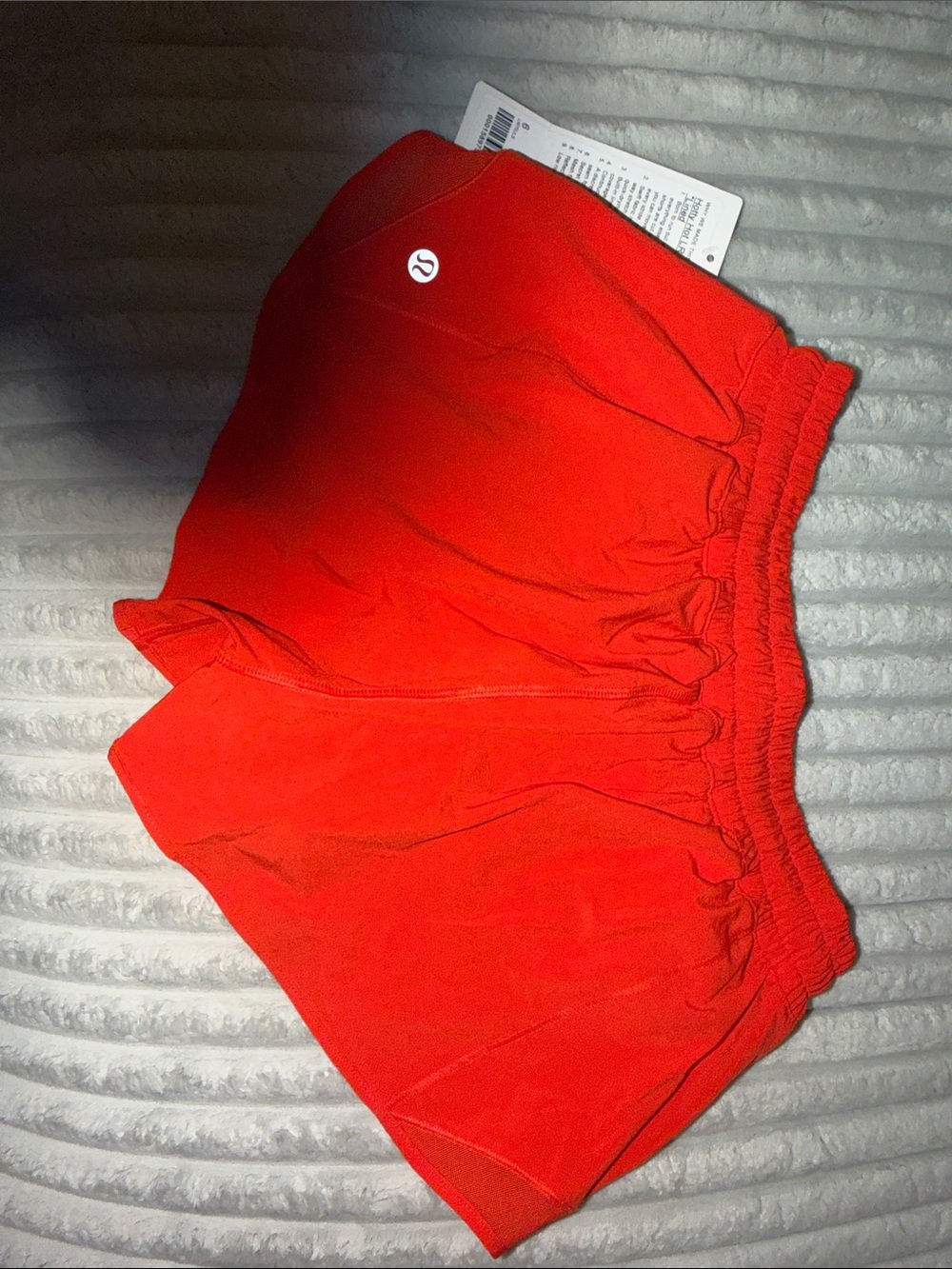 lululemon athletica shorty Hot LR Short 2.5” Lined - Picture 4 of 6